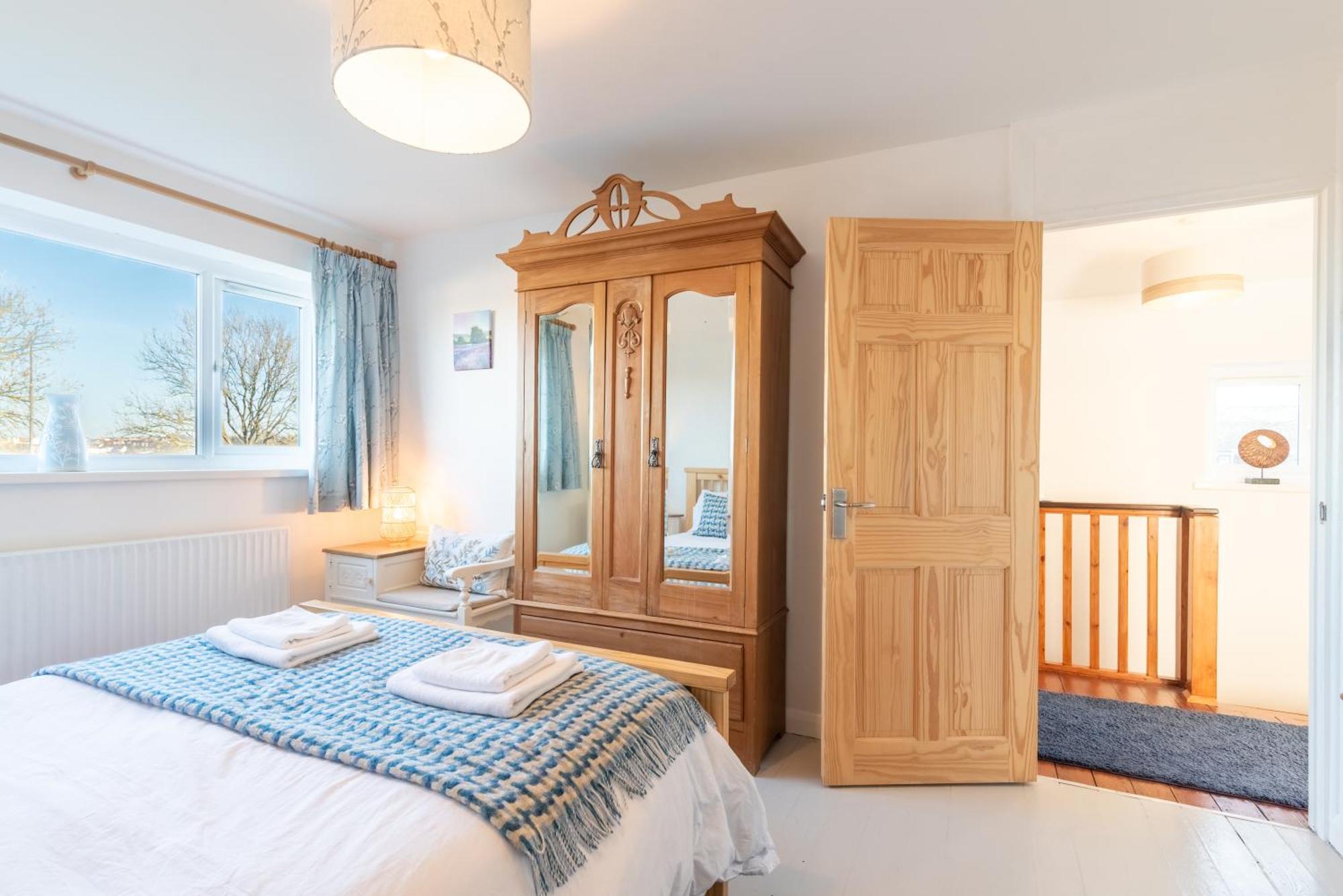 Port View House 3-Bedroom Self Catering Family Home With Garden Near Cardiff Esterno foto